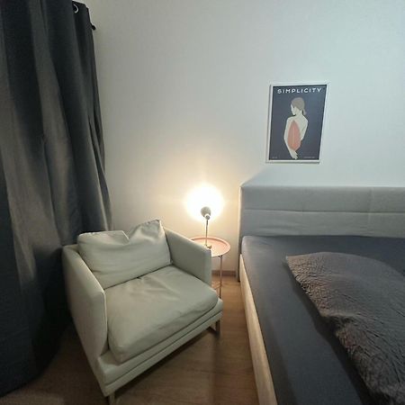 뒤셀도르프 2Schlafenzimmer 5Betten Montuerwhonung 아파트 외부 사진