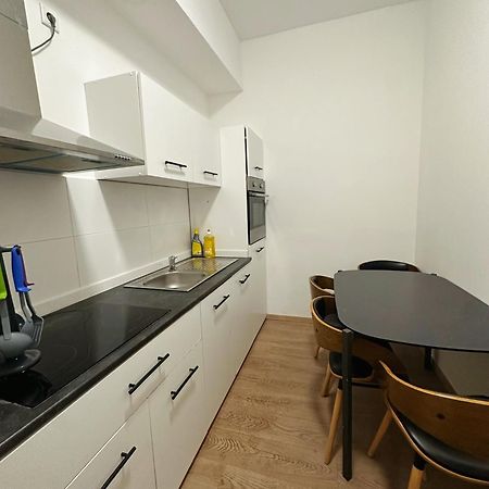 뒤셀도르프 2Schlafenzimmer 5Betten Montuerwhonung 아파트 외부 사진