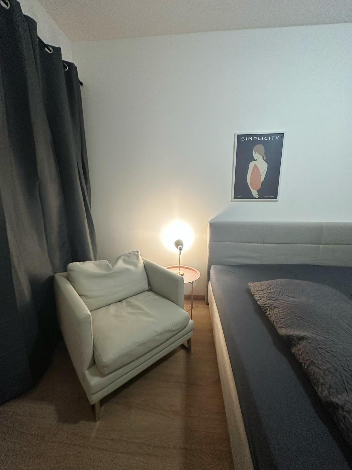 뒤셀도르프 2Schlafenzimmer 5Betten Montuerwhonung 아파트 외부 사진
