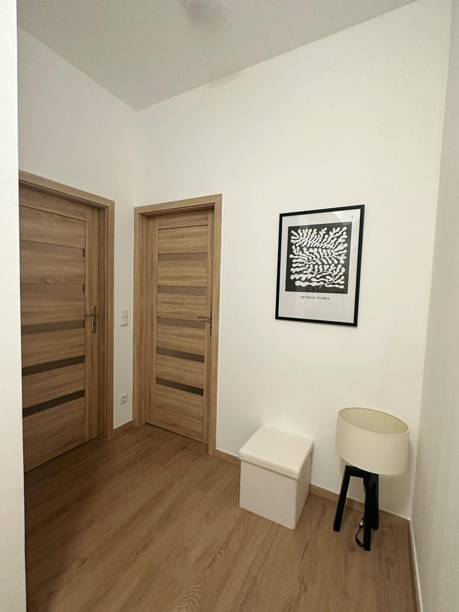 뒤셀도르프 2Schlafenzimmer 5Betten Montuerwhonung 아파트 외부 사진